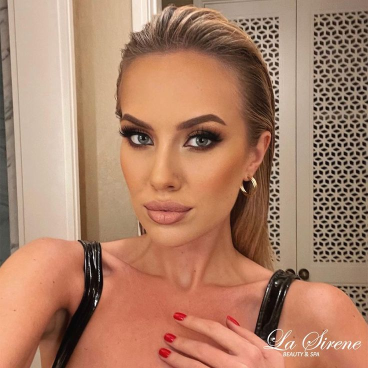 Slicked back hairstyles for every event and occasion. Slicked-back-hairstyles