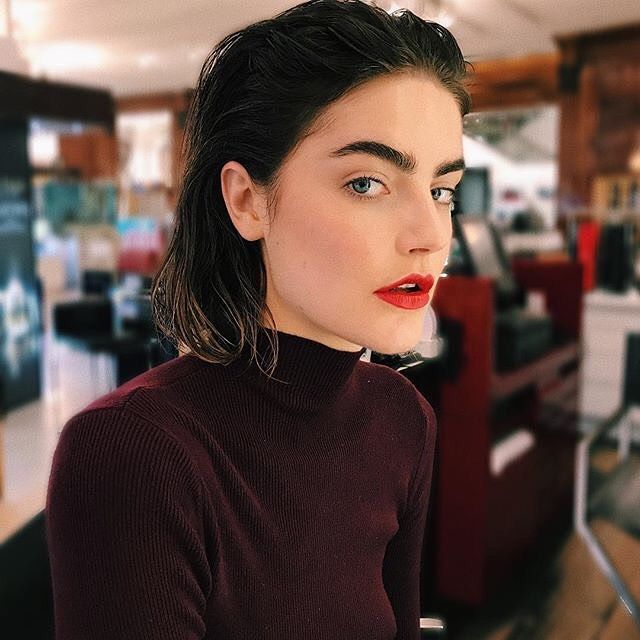 Wet, edgy textured slicked back hair Wet-messy-slicked-back-hairstyle