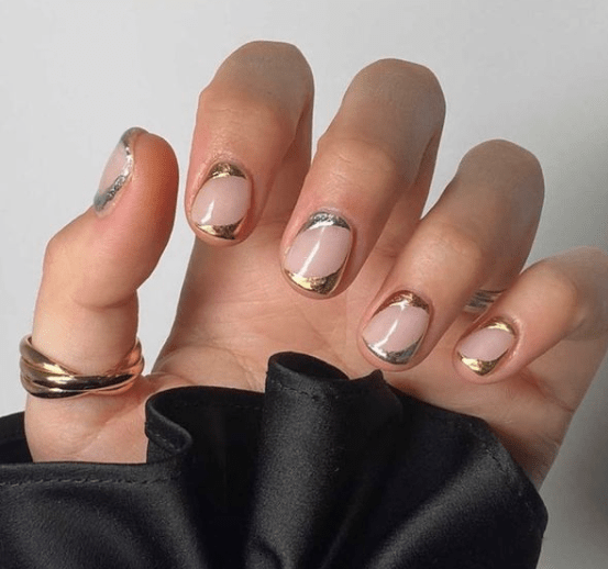 metallic rimmed winter nails