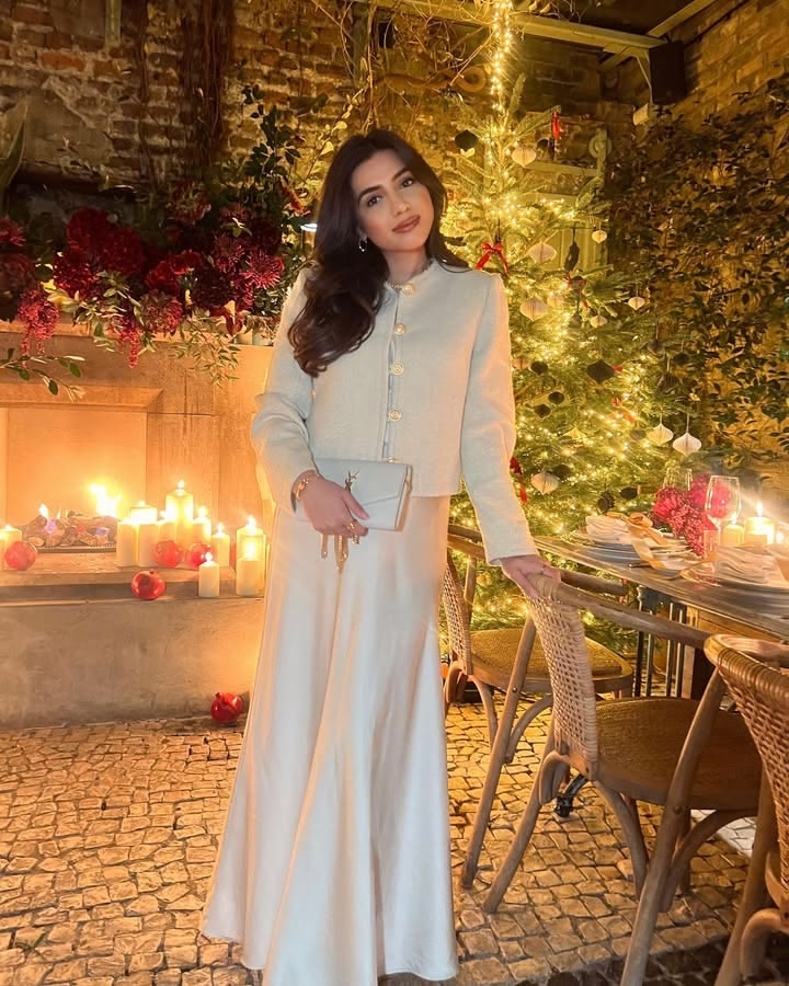 Long silk skirt and blazer fall date night evening outfit.