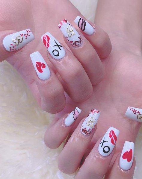 xo lip valentines day nail designs. valentines nails ideas.