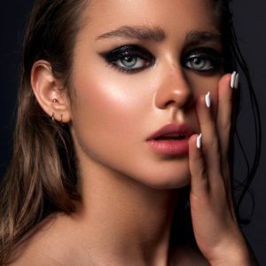 2022 Makeup Trends To Add To Your Makeup Routine - Blush & Pearls