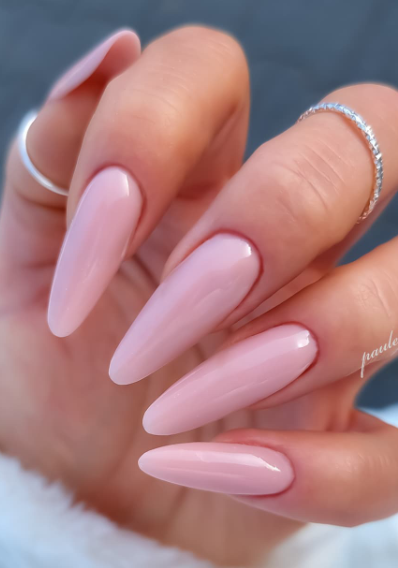 classic pink nude nails. nude nail ideas simple. nude nail designs. almond nude nails.