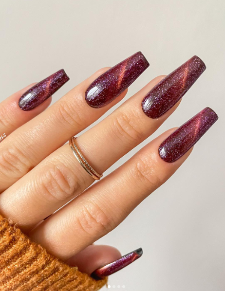 berry purple glitter fall nail design. fall coffin acrylic nail ideas.