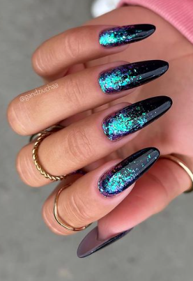 dark glitter fall nails. october glitter nail ideas.