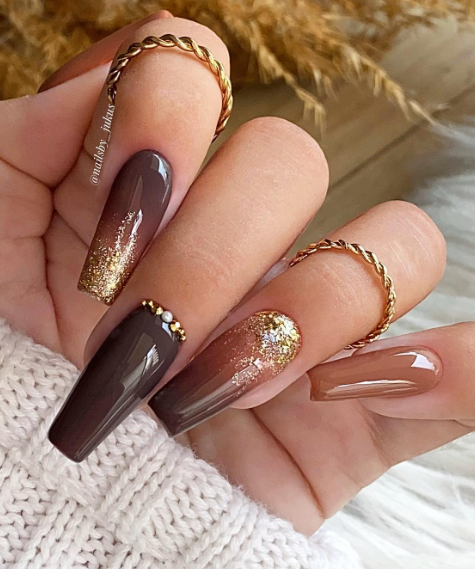 fall brown and beige glitter nails. october autumn nail ideas.