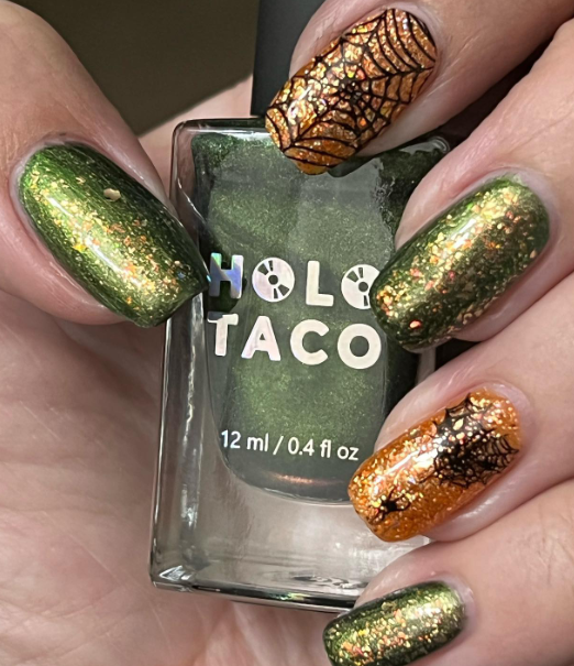 fall nail art for halloween. halloween nails ideas. fall nails ideas glitter.