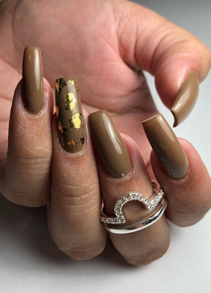 fall nails beige brown. fall nail art designs.
