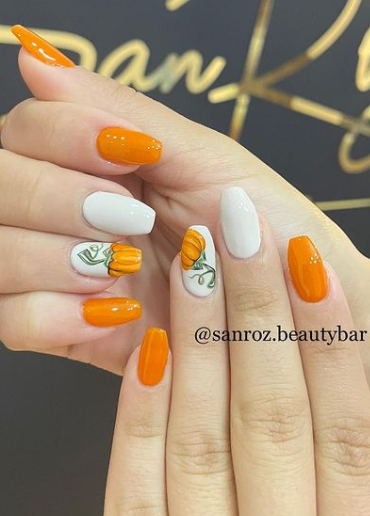 fall pumpkin nail art nails. fall nails designs. fall nail art for autumn.