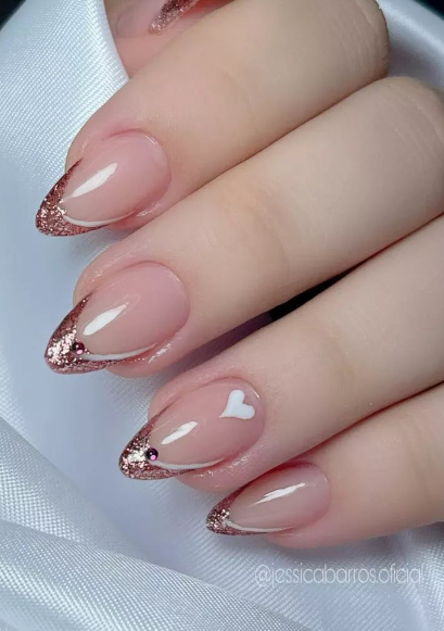 fall rose gold glitter nail design. fall french tipped manicure nails.