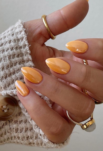 gold orange fall nails. fall nail ideas acrylic gel long and short. autumn nail looks.cream pumpkin nails.