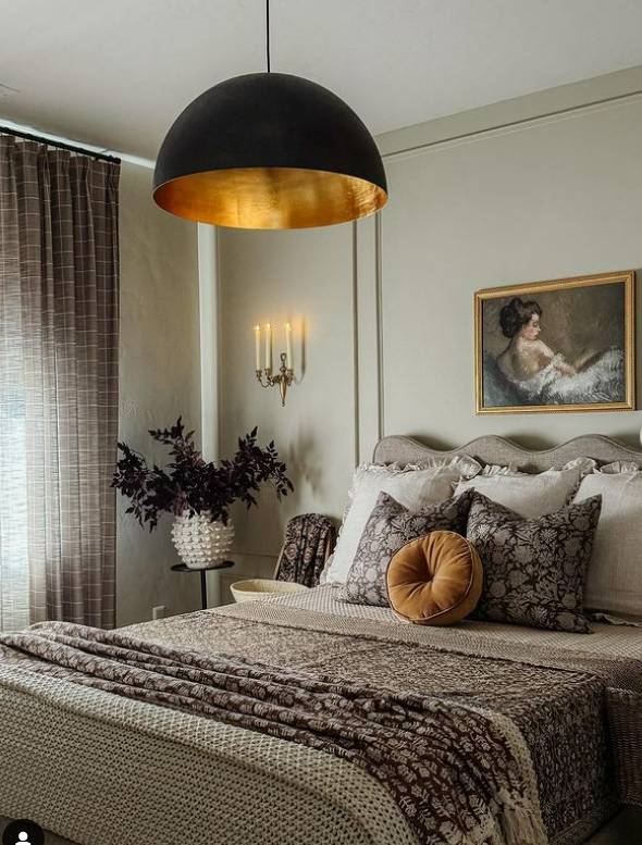 vintage bedroom decor. bedroom refresh decor.