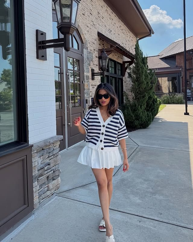 Tennis skirt with striped cardigan preppy outfit ideas