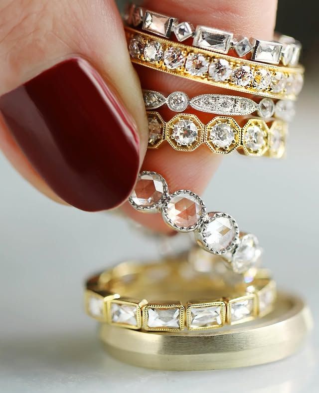 Vintage milgrain wedding band stack in yellow gold