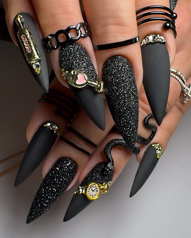 new years eve nail art in black