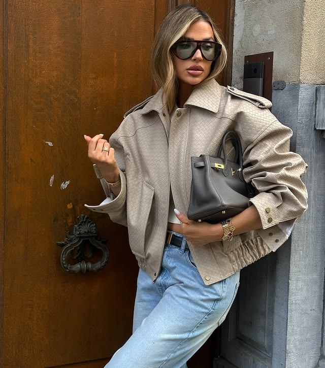 Spring leather jacket casual chic style. spring-leather-jacket