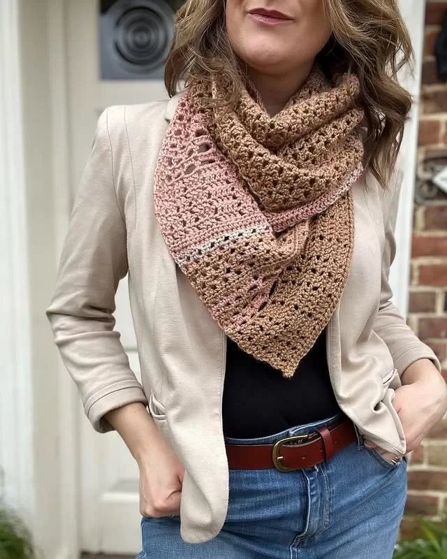 Spring casual outfit with scarf. spring-scarf-outfit