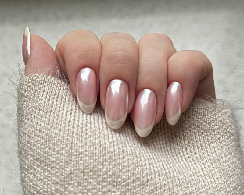 french tip nails