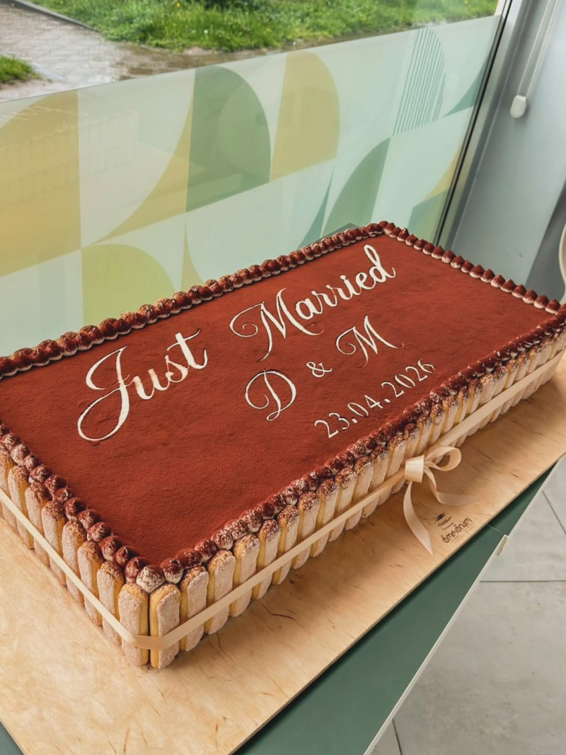 Tiramisu Italian wedding cake ideas. Tiramisu Italian wedding cake ideas.